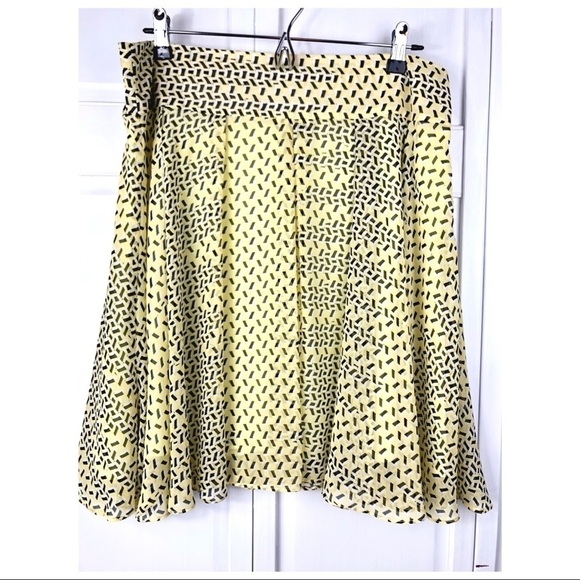INC INTERNATIONAL CONCEPTS LEMON YELLOW BOX PLEATED SKIRT (0914) - Picture 1 of 2